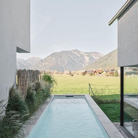 Urban Mountain Chalet With Lake View Maurach  Exteriör bild