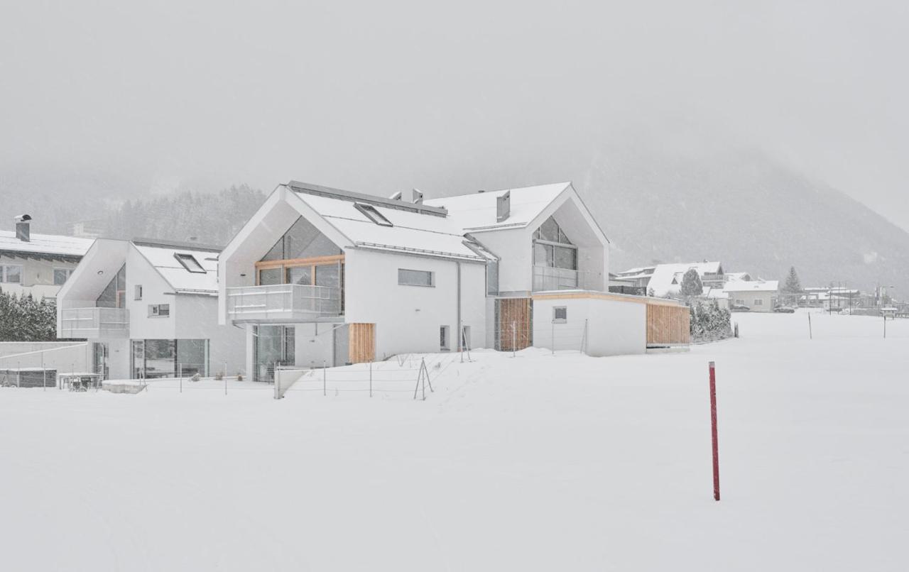 Urban Mountain Chalet With Lake View Maurach  Exteriör bild